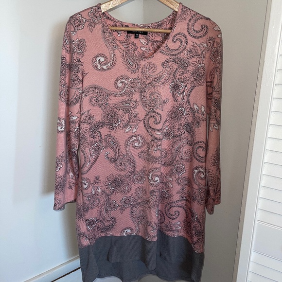 Ellen Tracy Paisley Print Tunic / Sweater Dress - Picture 1 of 6